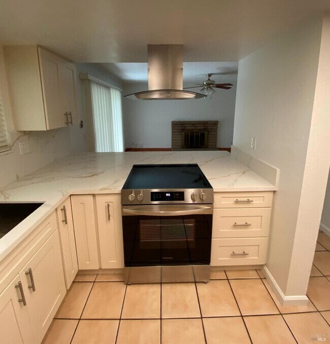 Foto del edificio - 183 Clayton Cir