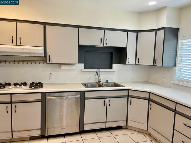 Foto del edificio - 1520 Orange St