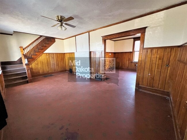 Building Photo - 115 N. Sanborn- 3 Bedroom House