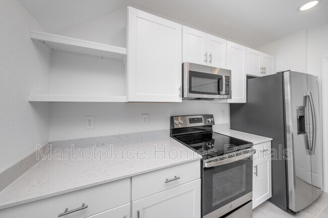 Building Photo - 2724 Riverfield Rd