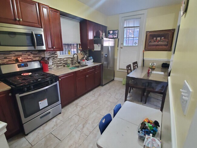 Foto del edificio - 2605 Summit Ave