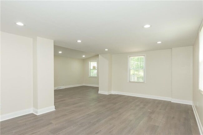Building Photo - 1645 Abner Terrace NW