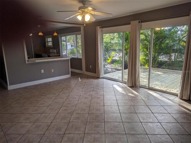 Foto del edificio - 1368 S Shade Ave