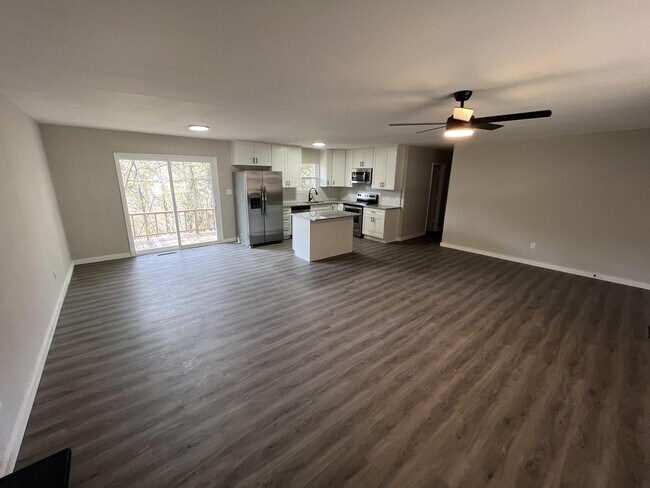 Foto del edificio - 505 Lebanon Hwy