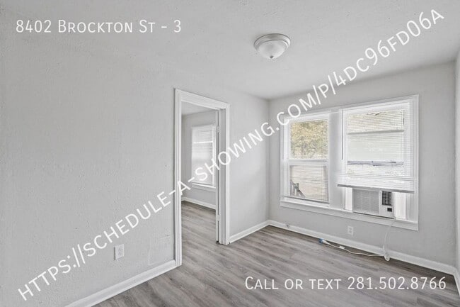 Foto del edificio - 8402 Brockton St