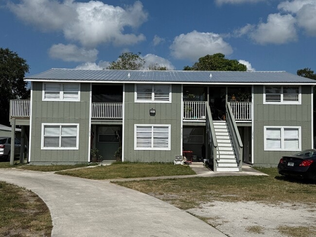 Building Photo - 13805 S Indian River Dr