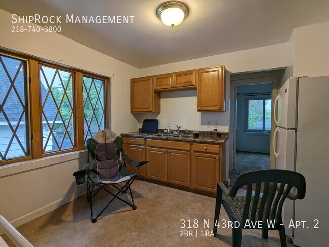 Building Photo - 318 N 43rd Ave W