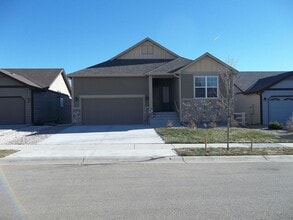 Building Photo - 2244 Marshfield Ln