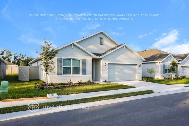 Foto del edificio - 8001 Majestic Palms Ct