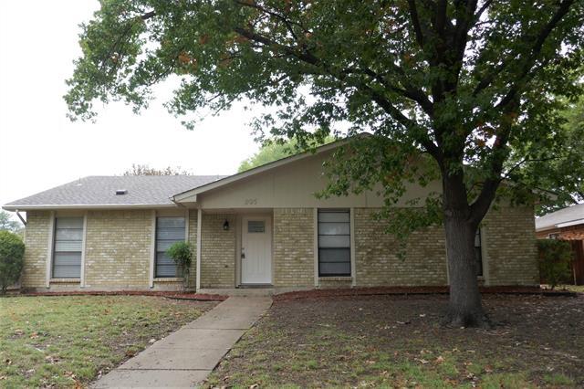 Primary Photo - 925 Middle Cove Dr