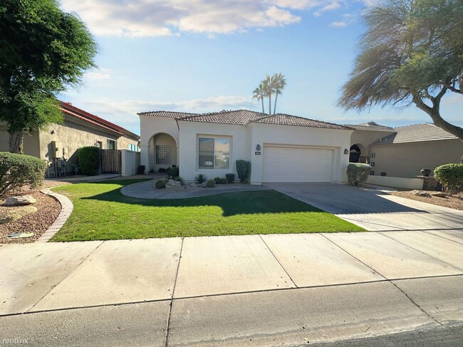 Building Photo - 3 br, 2 bath House - 11645 E. Bella Vista Dr
