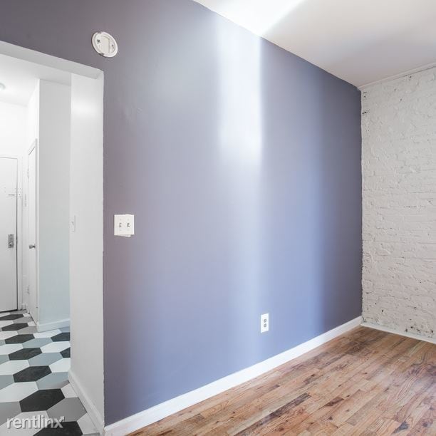 Building Photo - 1596 Pacific St