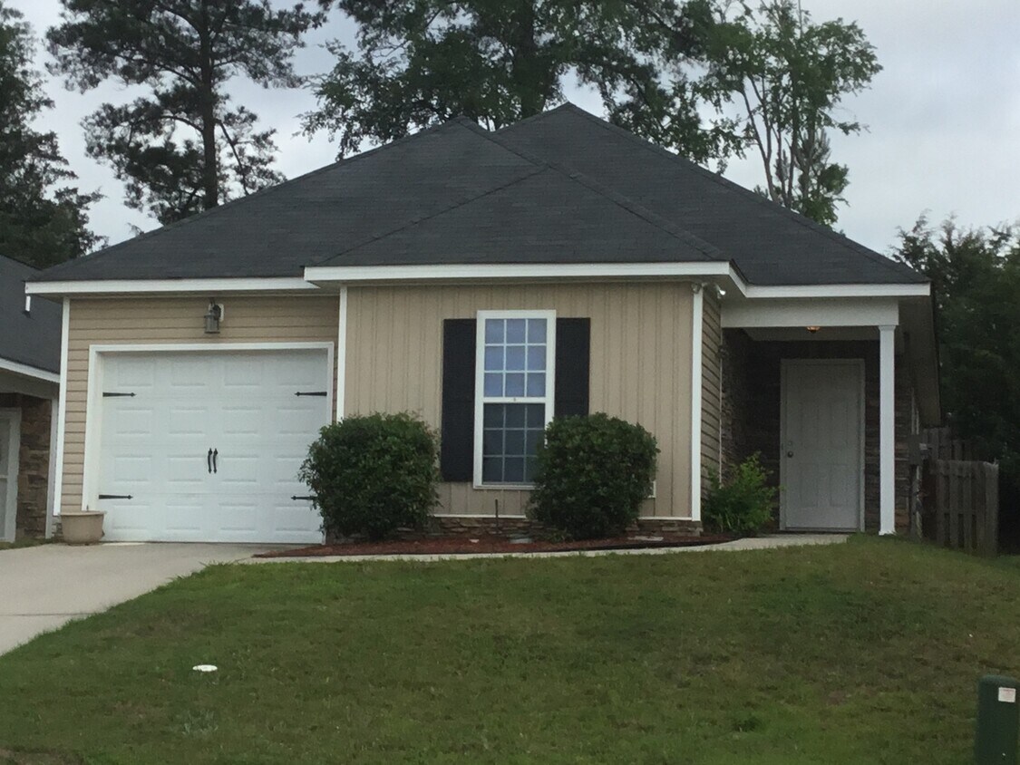 Primary Photo - Located in High Meadows in Grovetown