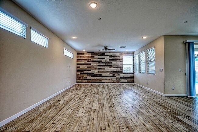 Foto del edificio - 3364 Caldora Ln