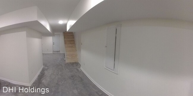 Building Photo - 4 br, 1 bath House - 1117 S Wilton St