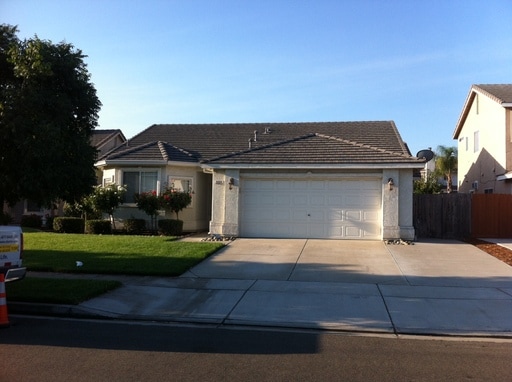Primary Photo - 2424 Sorrel Dr