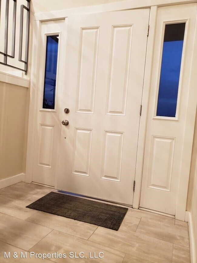 Foto del edificio - 4 br, 3 bath House - 2312 E Catalina Dr