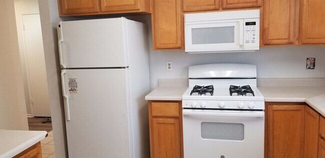 Foto del edificio - 3 br, 2 bath House - 1817 Renoir Avenue