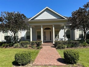 Building Photo - 6425 NW 202nd Pl