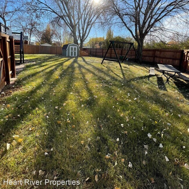 Foto del edificio - 3 br, 2 bath House - 614 8th st E