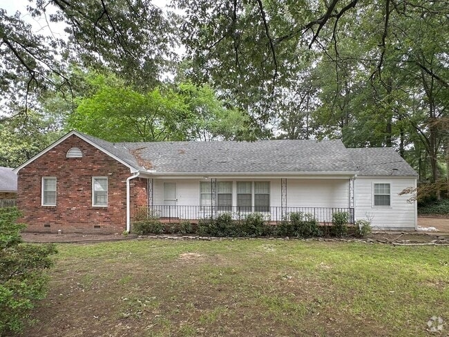 Building Photo - 2784 Bragg Ln
