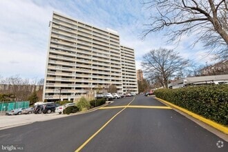 Building Photo - 6101 Edsall Rd