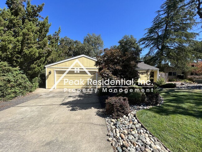 Building Photo - 4 br, 2 bath House - 9325 Caltrop Court