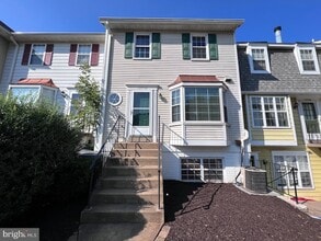 Building Photo - 13710 Autumn Vale Ct