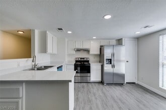 Building Photo - 3790 Shirebrook Dr