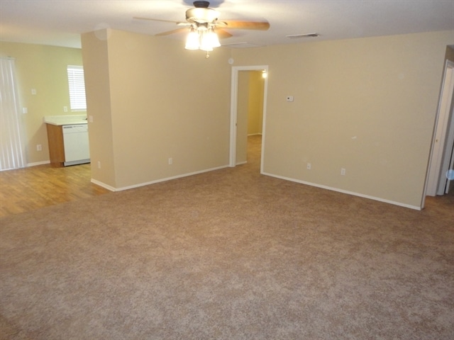 Foto del edificio - 1767 W Rue De La Montagne