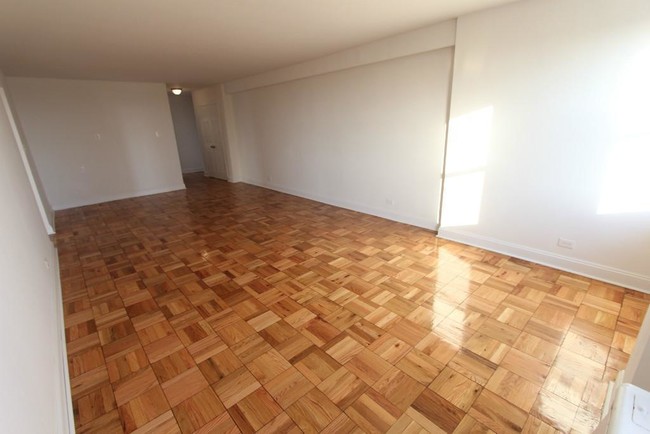 Building Photo - 12510 Queens Blvd