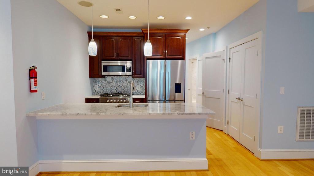 Foto principal - 1793 Lanier Pl NW