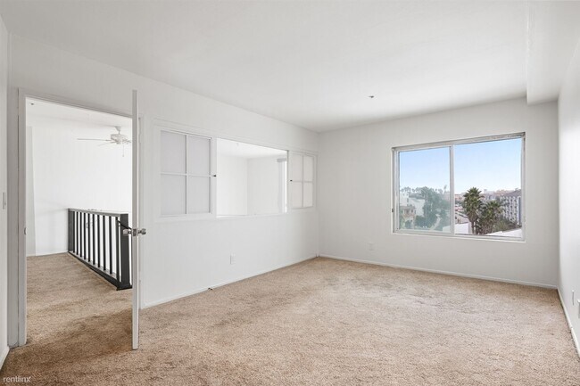 Building Photo - 2 br, 2 bath Condo - 565 Esplanade 410