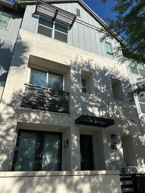 Building Photo - 9424 Shade Pl