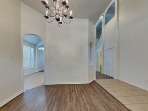 Building Photo - 30622 N Sulphur Creek Dr