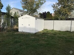 Building Photo - 1740 N 285 W