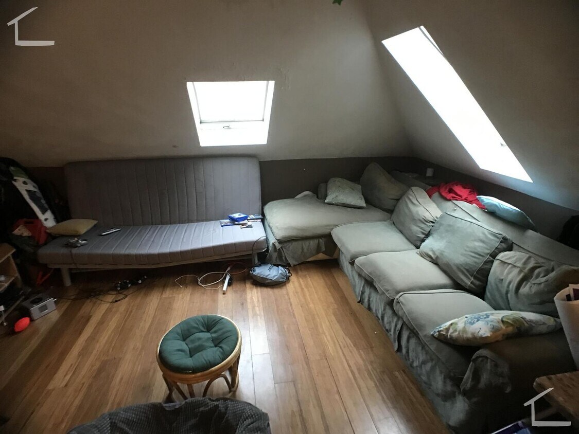 Building Photo - 42 Gorham St