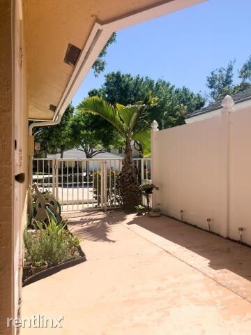 Foto del edificio - 3 br, 3 bath Townhome - 12821 Woodmill Dr