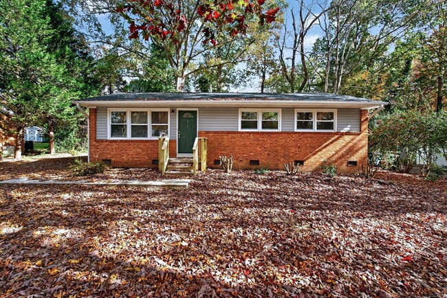 Building Photo - 517 Cooper Rd