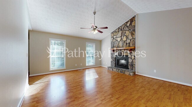 Foto del edificio - 1612 Cumberland Club Rd SW