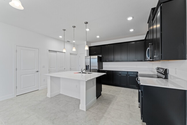 Building Photo - 3878 Knotty Pine St