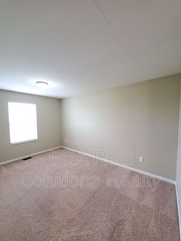 Building Photo - 4277 Parkway Centre Dr