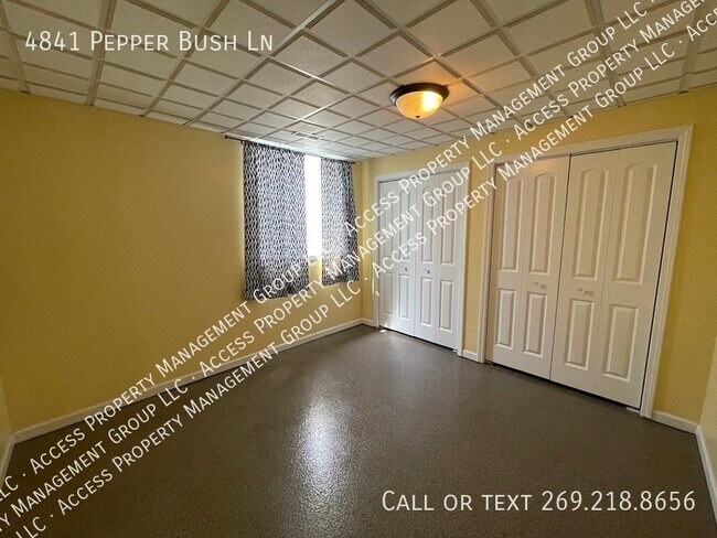 Building Photo - 4841 Pepper Bush Ln