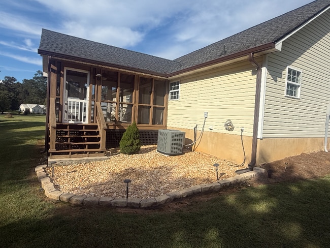 Foto del edificio - 136 Baxter Rd SE