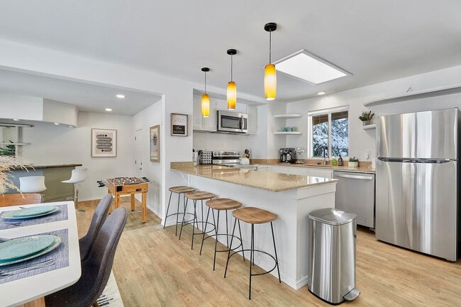 Building Photo - 629 212th St SW