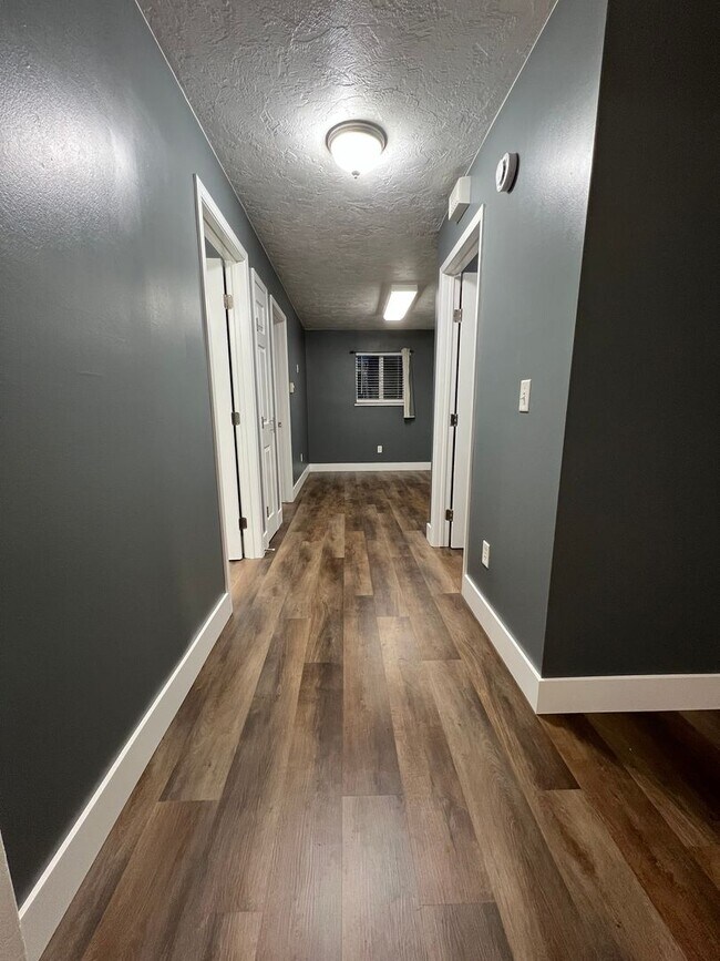 Foto del edificio - Hendricks Park Place Condo's