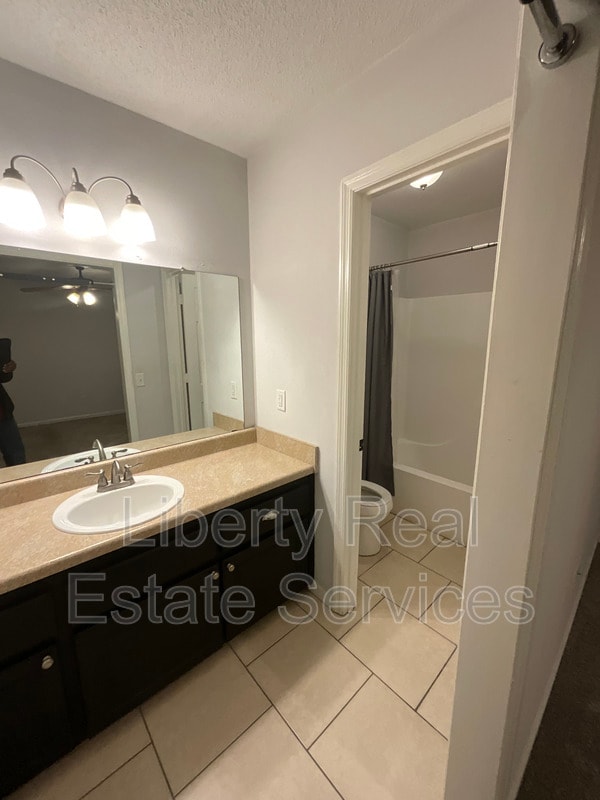 Building Photo - 1434 Paul Caswell Blvd