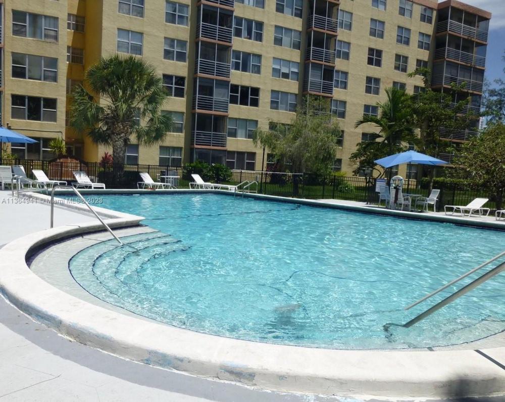 Primary Photo - 2 bedroom in North Miami FL 33160