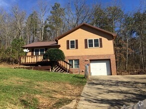 Building Photo - 574 Angel Dr S
