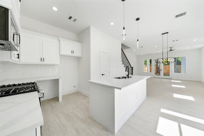 Foto del edificio - 4519 Teton St